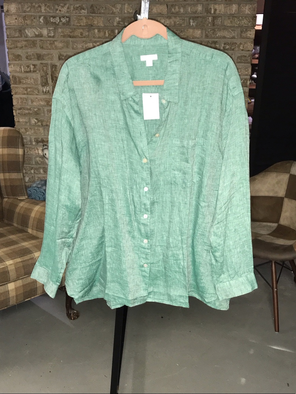J. Jill Mint Green Linen Button-Down Shirt